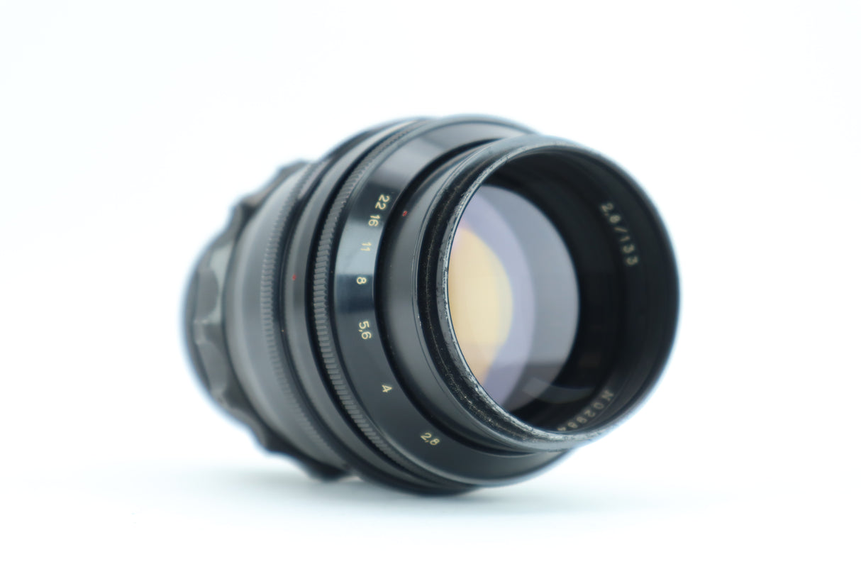 Tair-11-2 2,8/133 „kleine Flecken in der Linse“