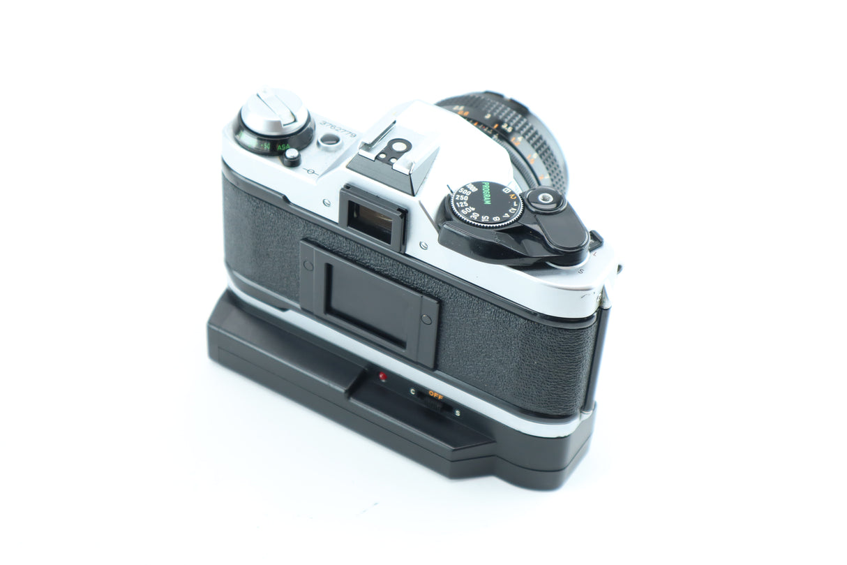 Canon AE-1 Programm mit Canon Objektiv FD 50mm 1:1,8