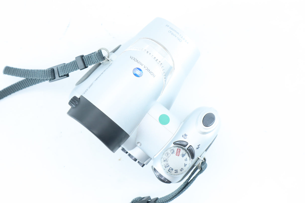 Konica Minolta DiMAGE Z10