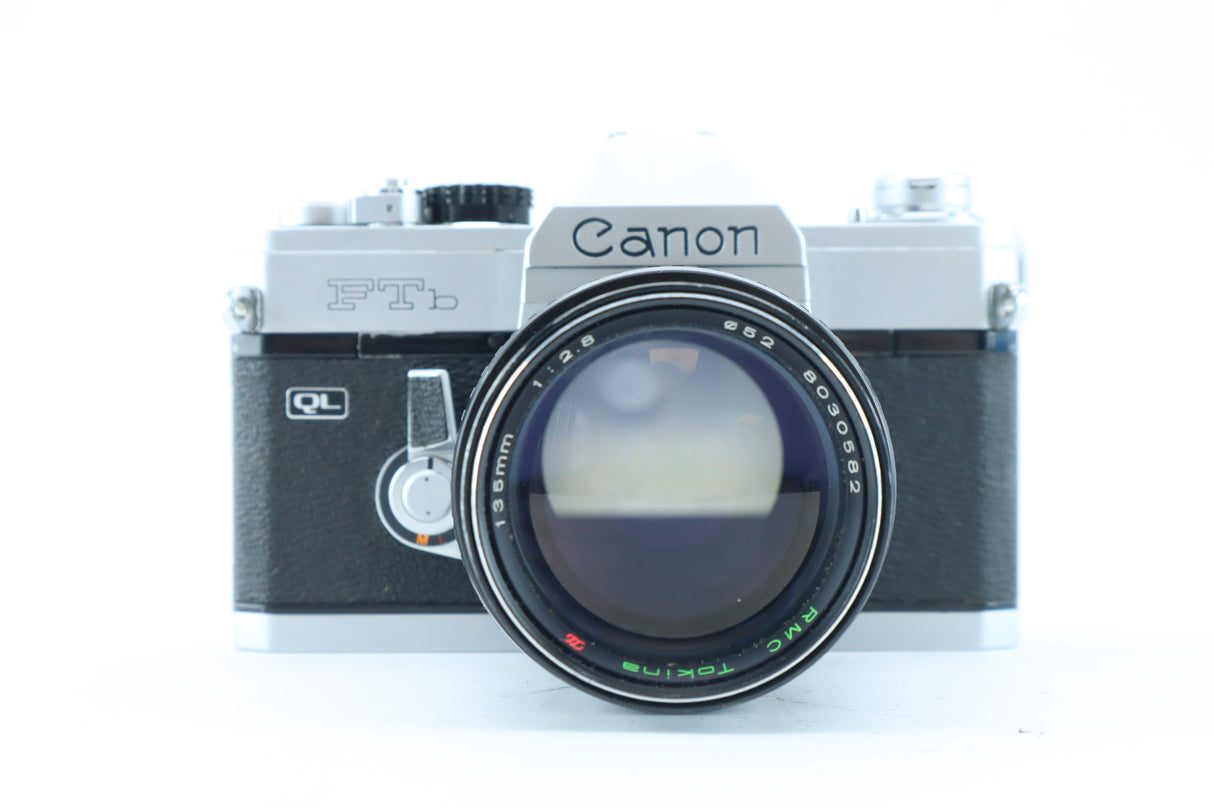Canon FTb QL + Tokina RMC 135mm f/2.8