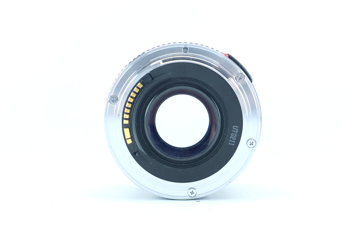 Canon EF 50mm f/2.5 Compact Macro Lens