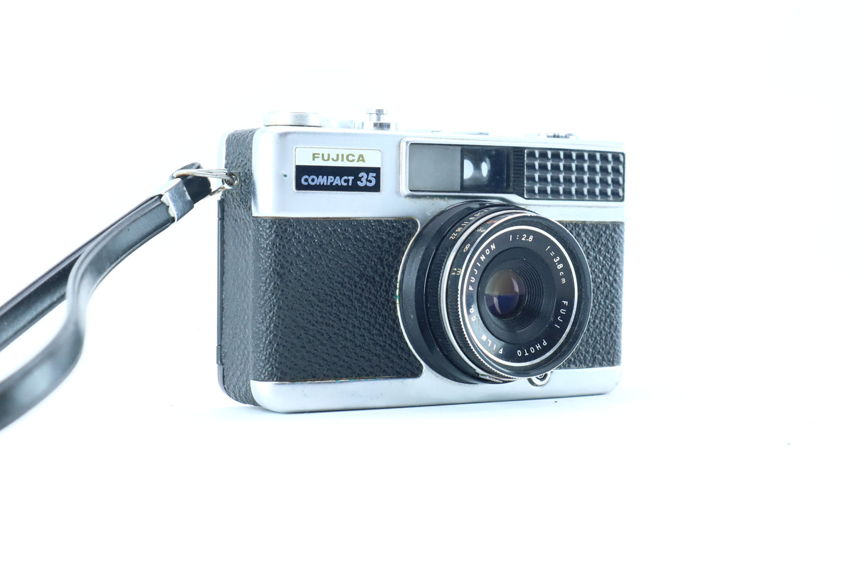 Fujica Compact 35 with Fujinon 3.8cm f/2.8