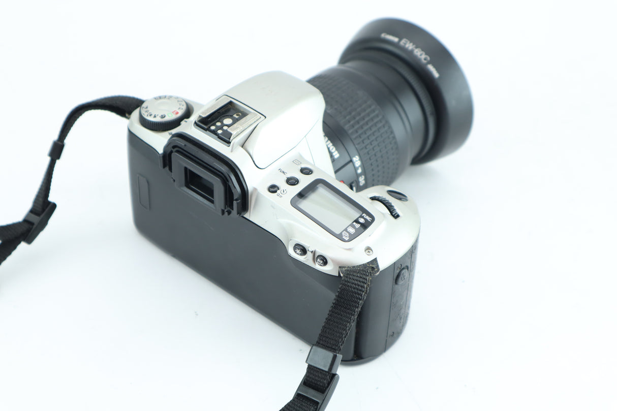 Canon EOS 500 N with Canon zoom lens EF 28-80mm 1:3.5-5.6