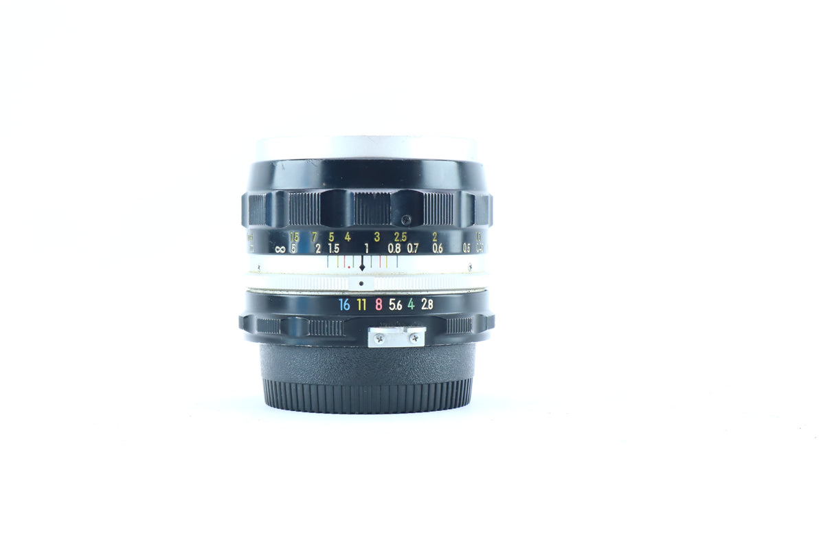 Nikon Nikkor-S Auto 35mm f/2.8
