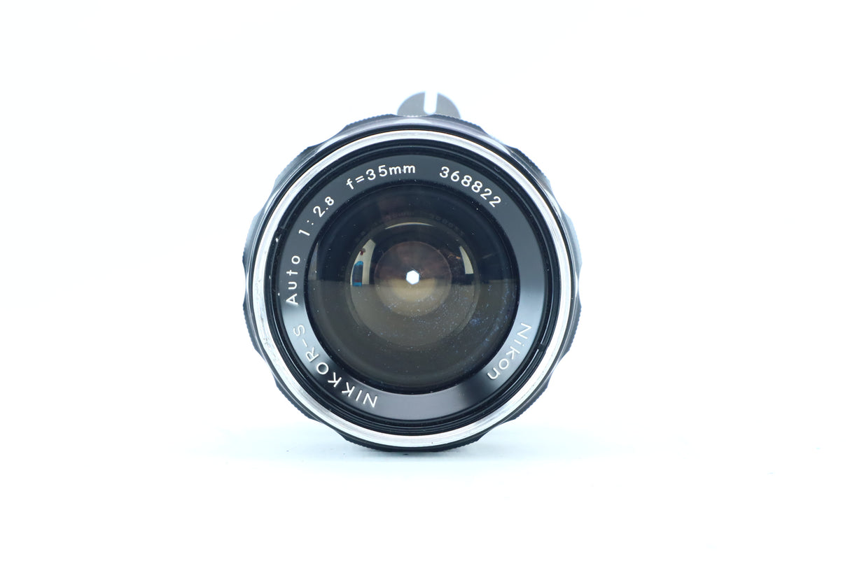 Nikon Nikkor-S Auto 35mm f/2.8
