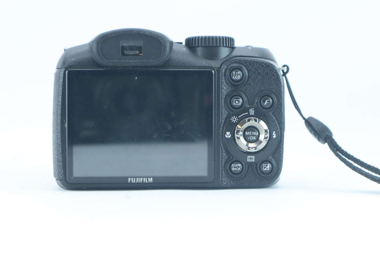 Fujifilm FinePix S2960 with 18× optical zoom