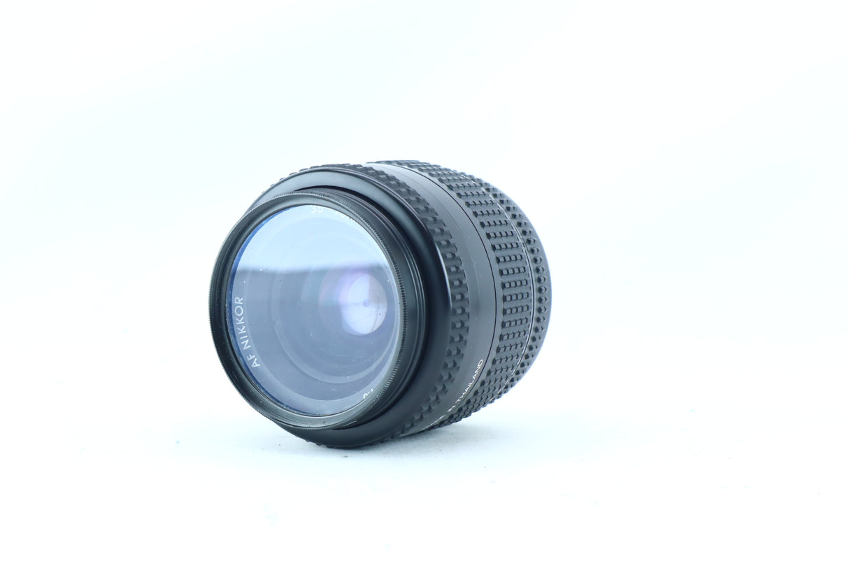 Nikon AF Nikkor 35-70mm f/3.3-4.5