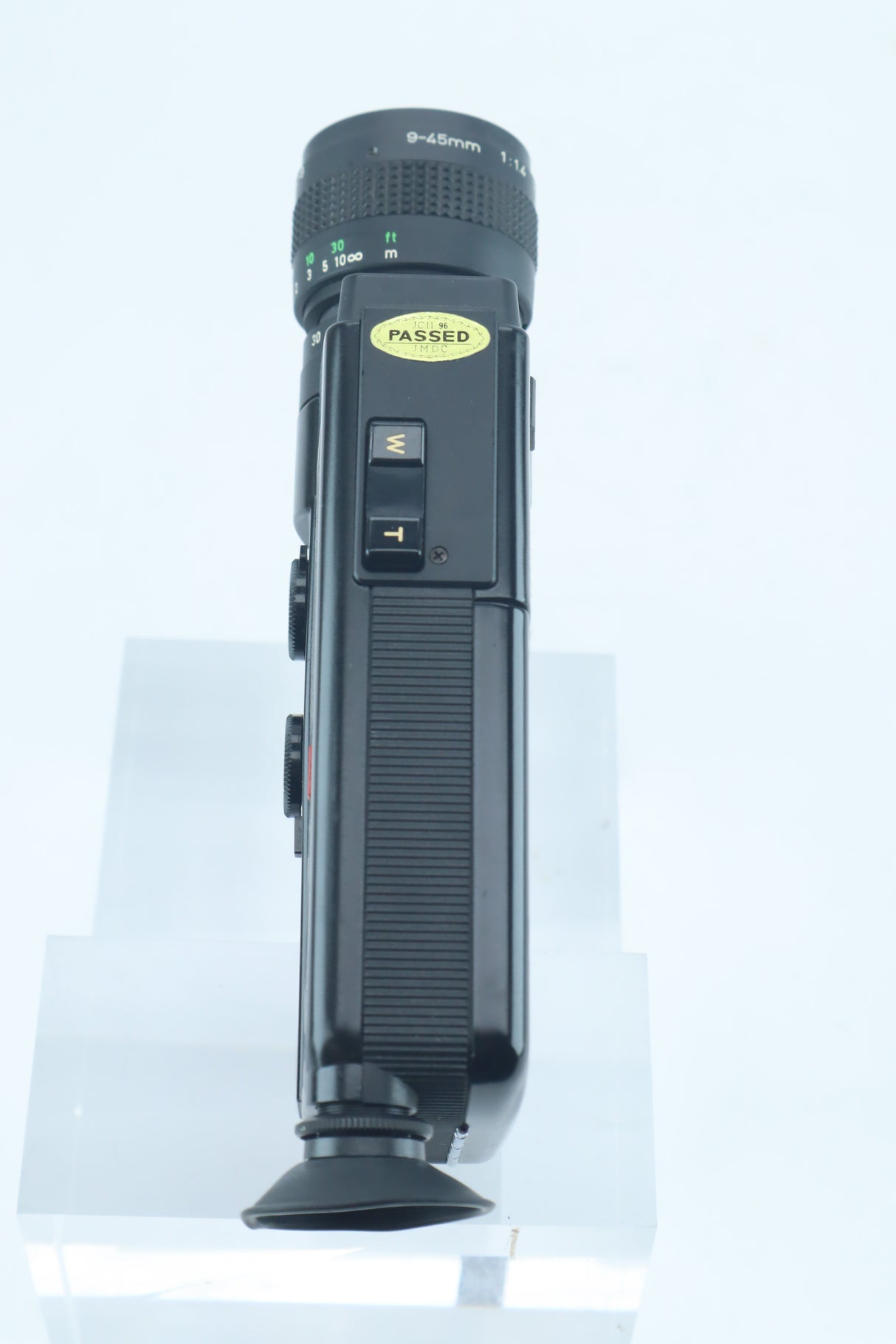 Canon 514XL – Super 8 film camera with Canon C-8 Macro 9–45mm f/1.4 lens