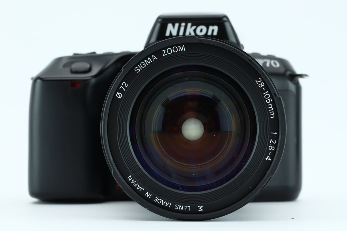 نيكون F70 + تكبير سيجما 28-105 ملم 2,8-4