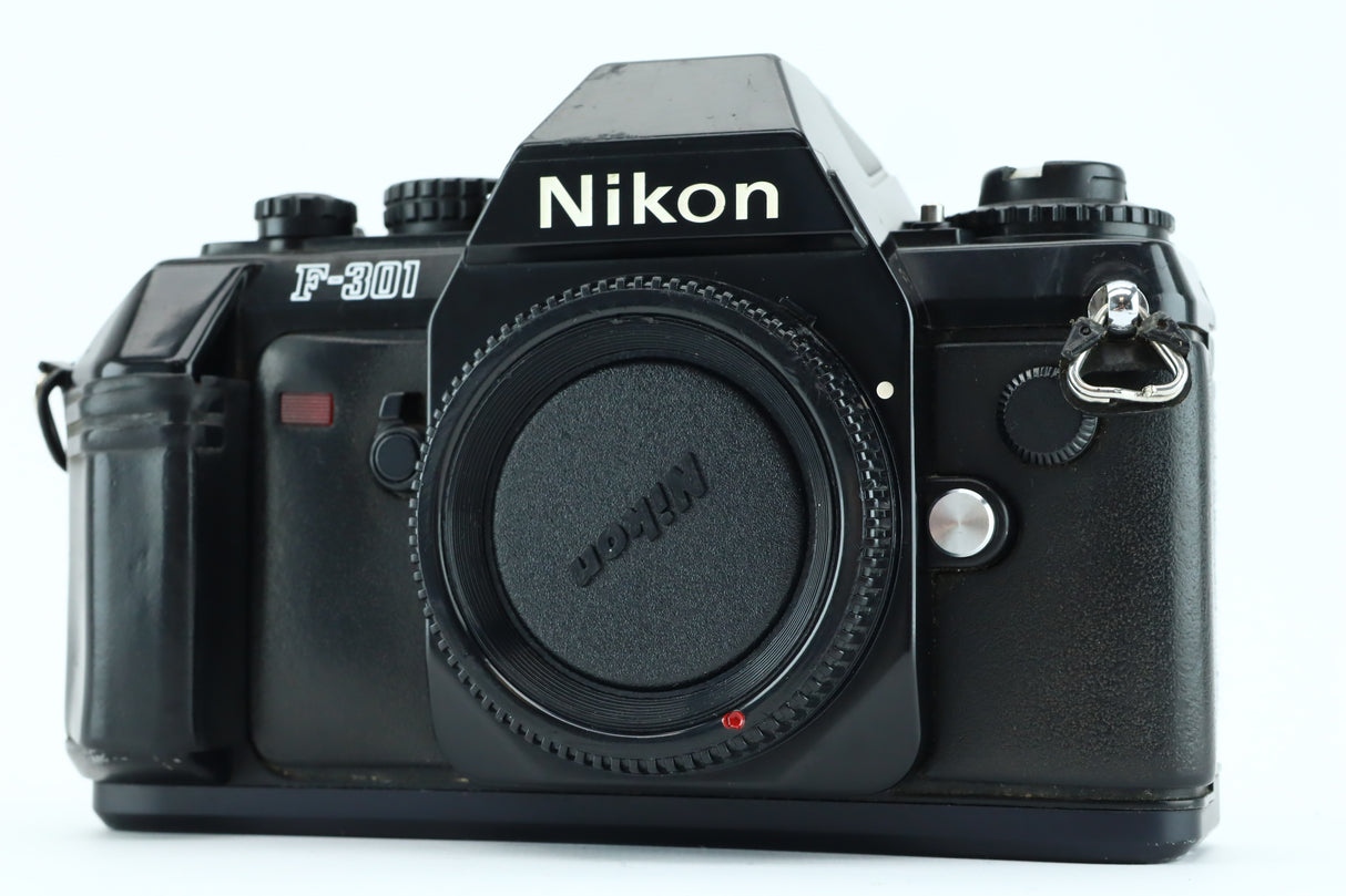 Nikon F-301