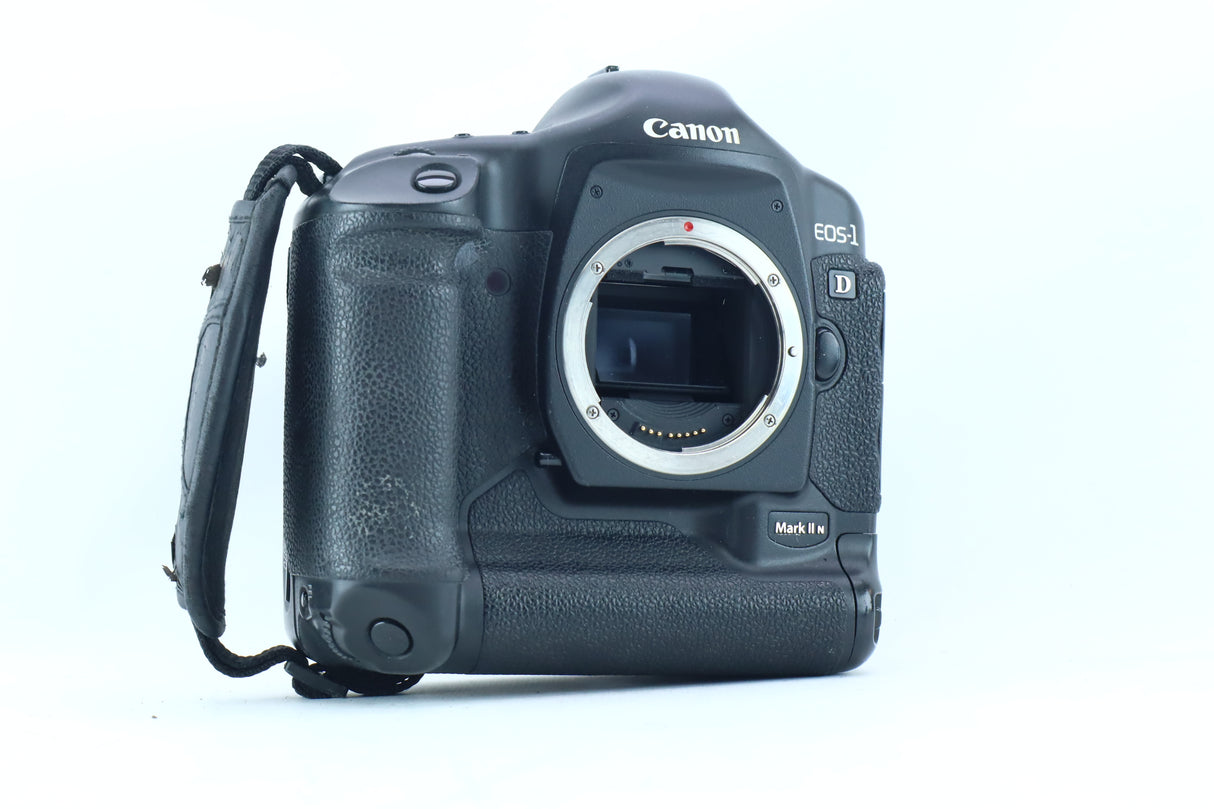Canon EOS-1D Mark II N