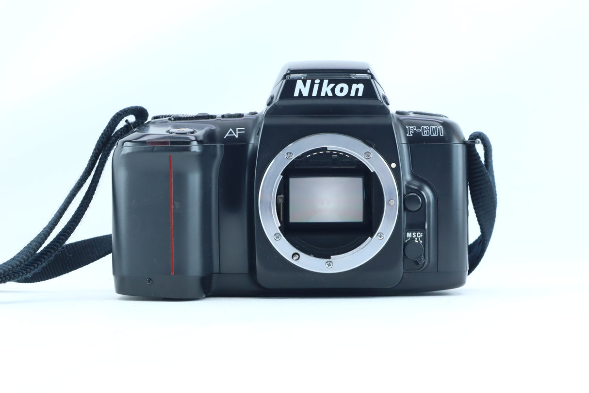 Nikon F-601