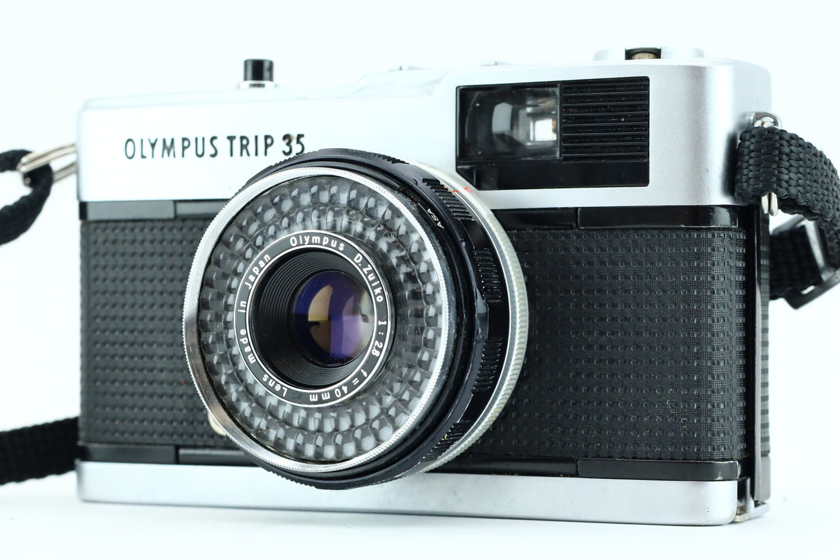 Olympus trip 35 + 2.8 40mm