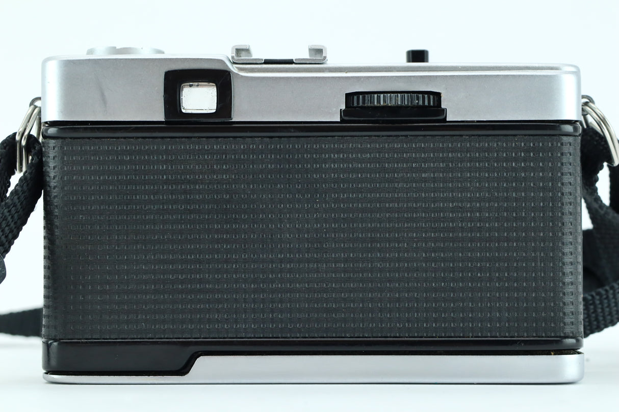 Olympus trip 35 + 2.8 40mm