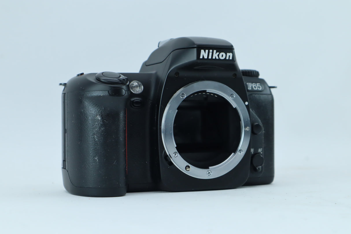 Nikon F65
