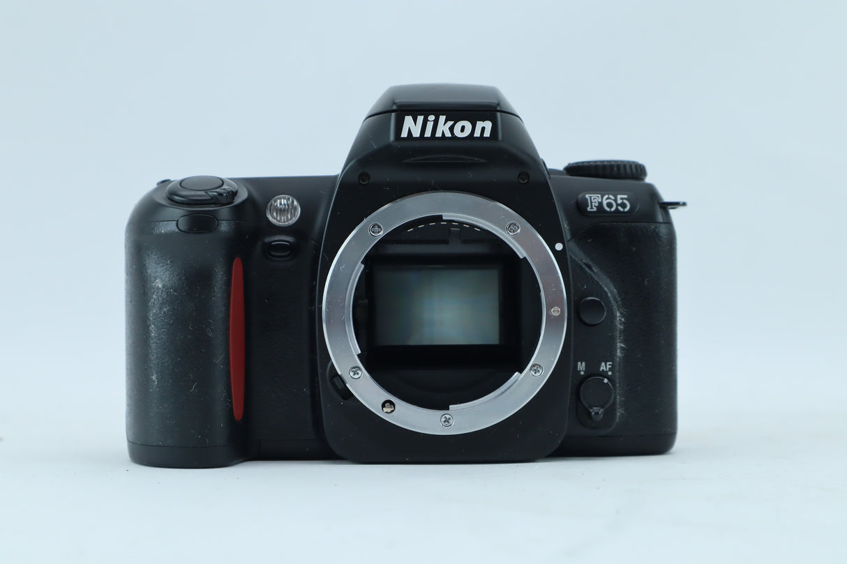 Nikon F65