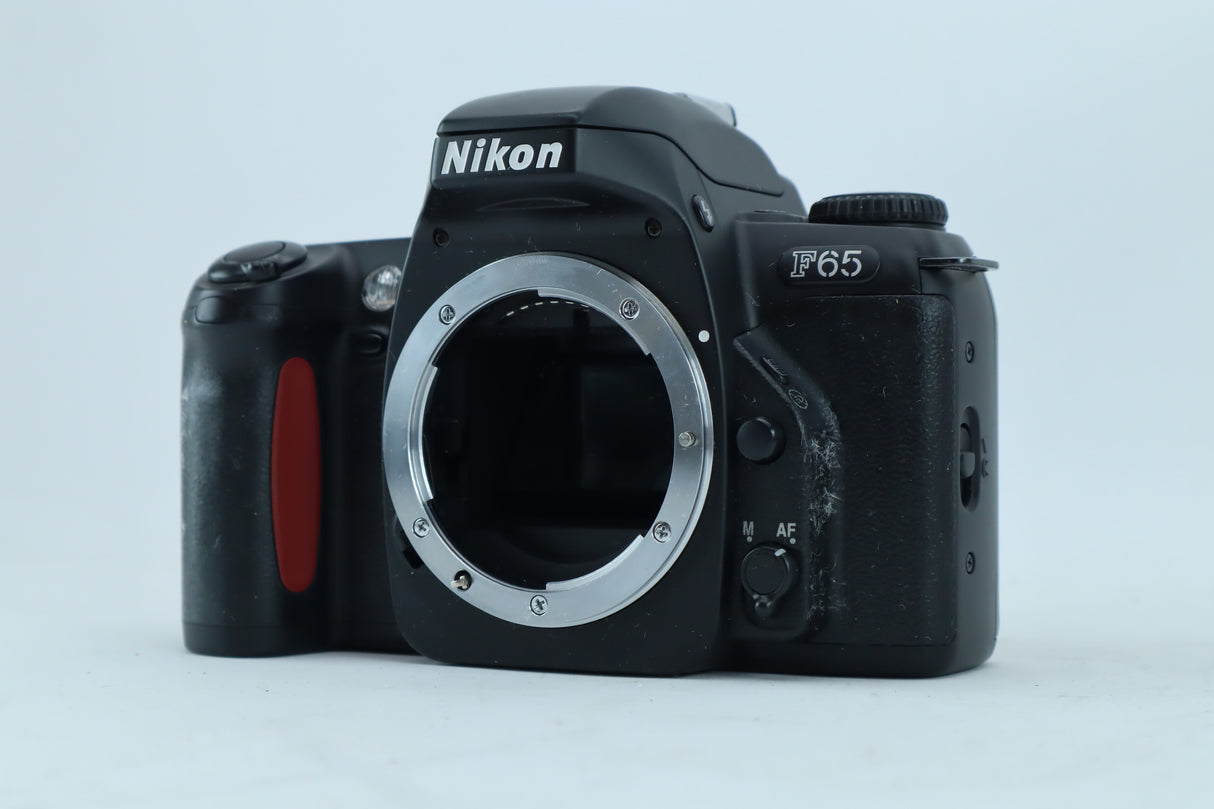 Nikon F65