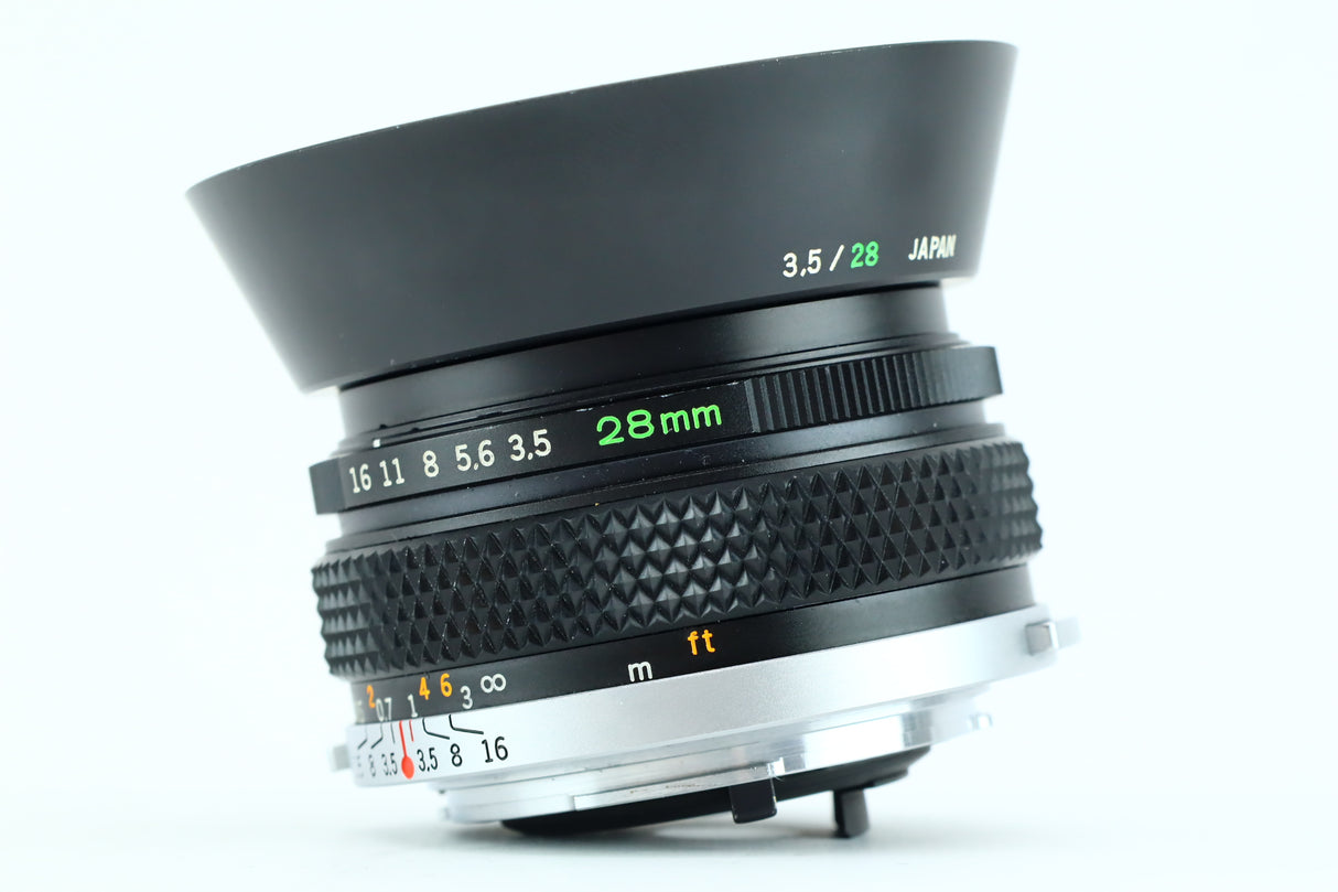 Olympus OM-System G.Zuiko 3,8 28mm