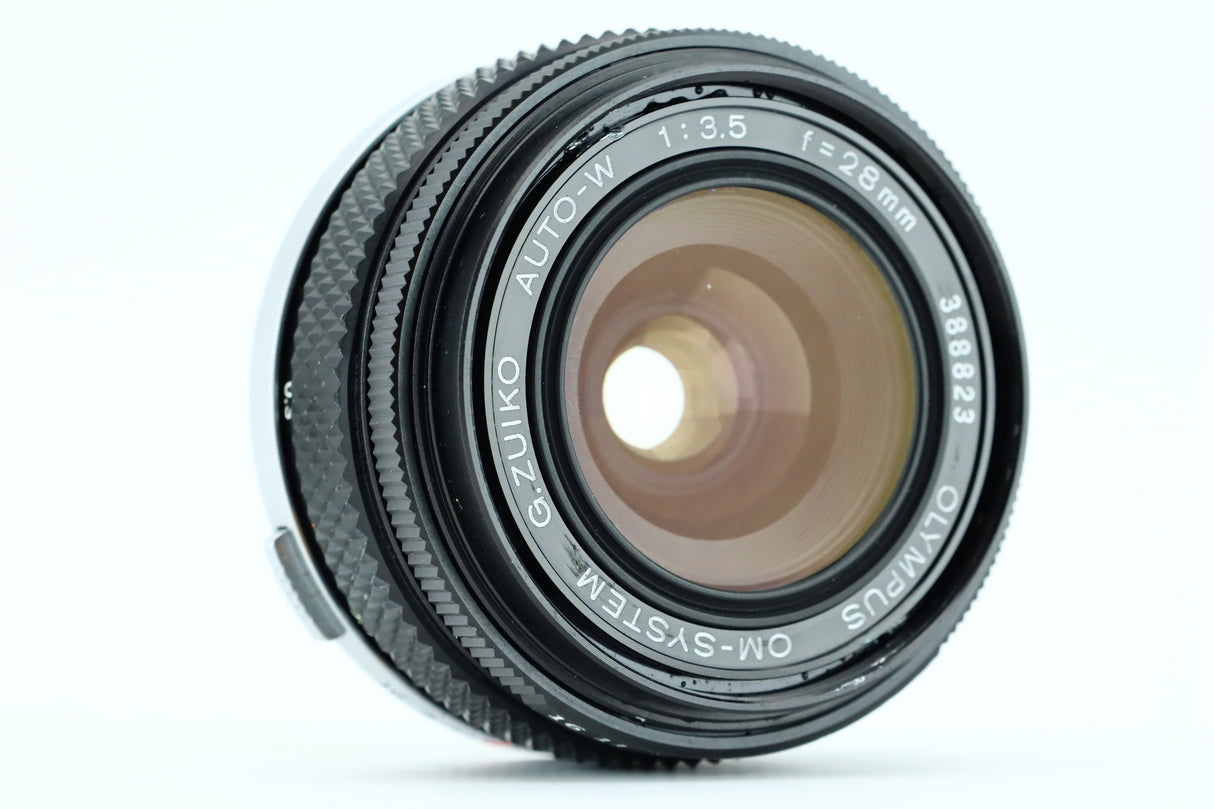 Olympus OM-System G.Zuiko 3,8 28mm