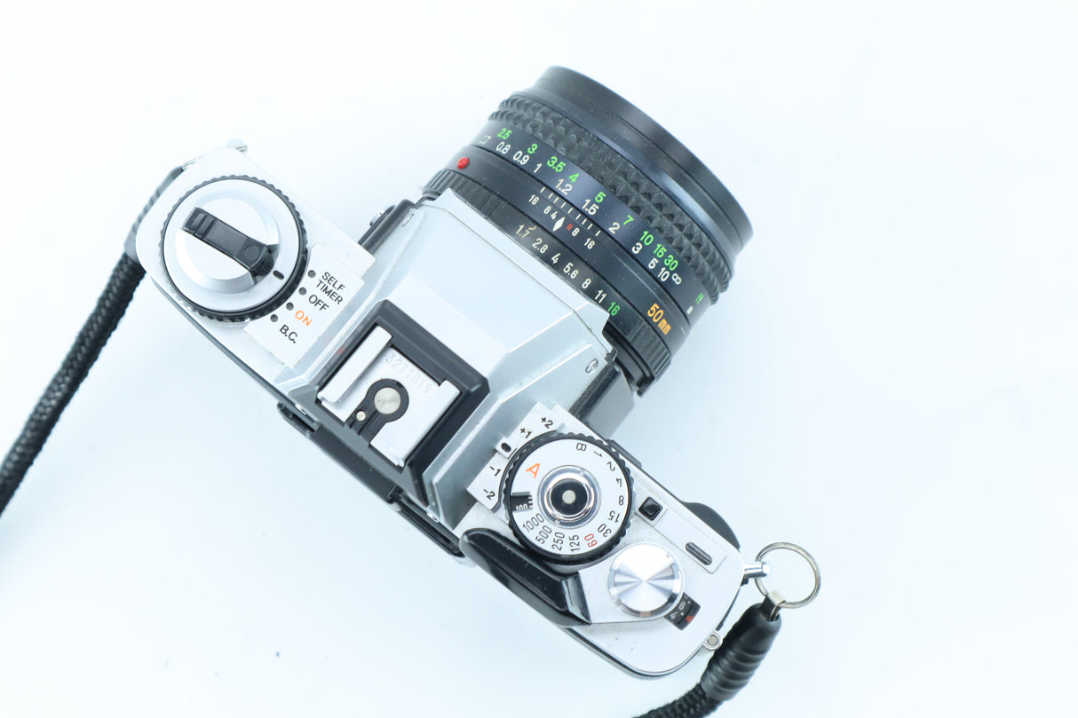 Minolta XG-1 + MD Rokkor 50mm f/1.7