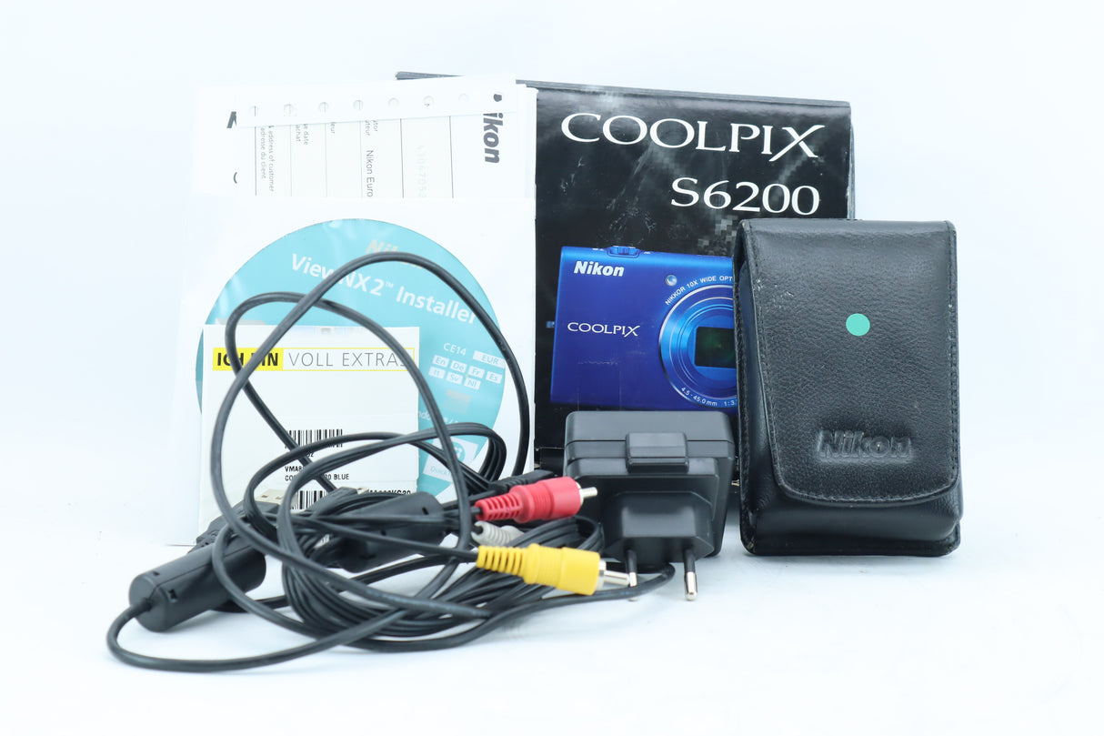 Nikon Coolpix S6200