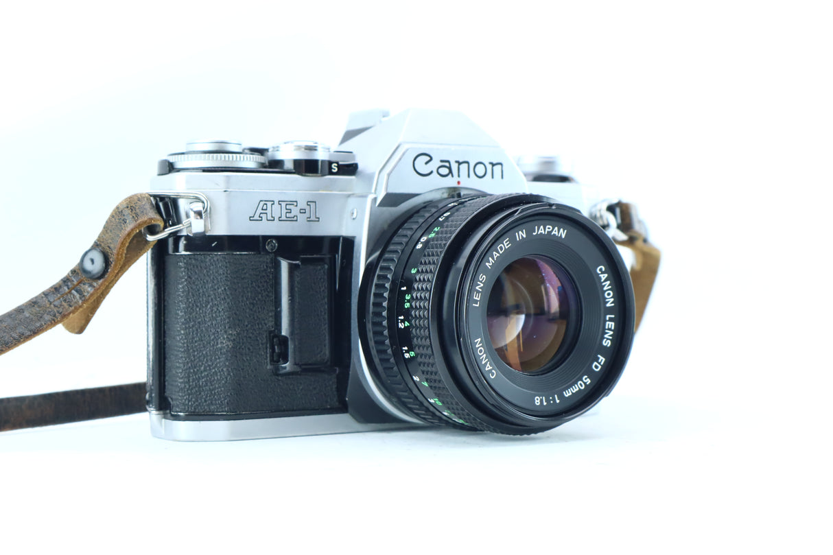 Canon AE-1 50mm f/1.8