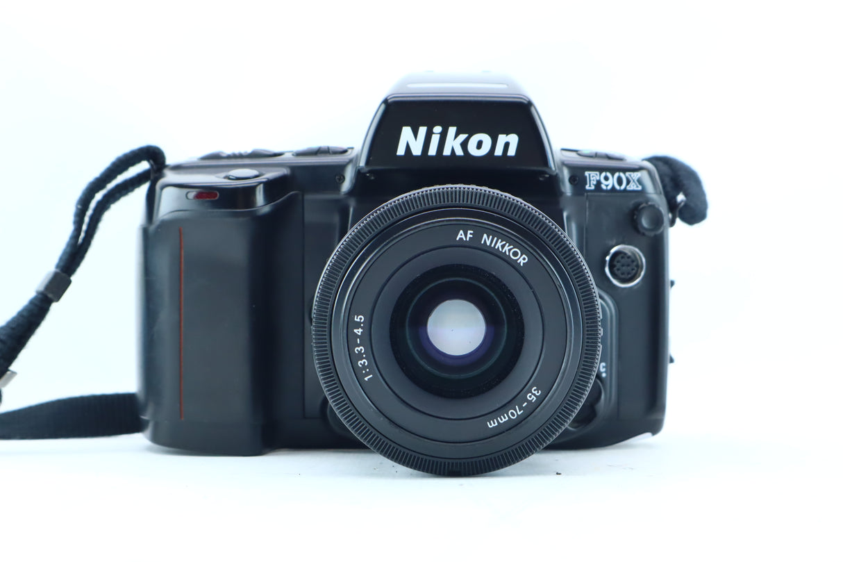 Nikon F90X with AF Nikkor 35-70mm f/3.3-4.5