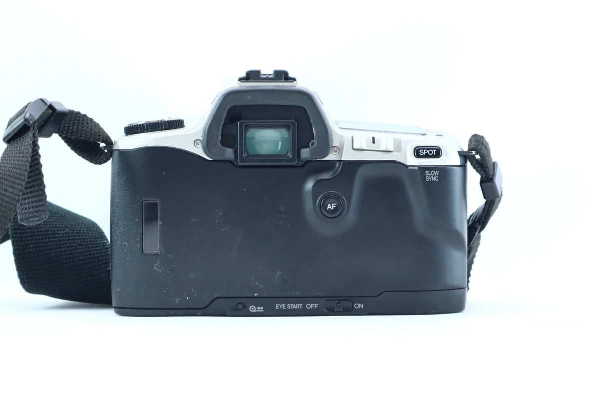Minolta Dynax 505si with AF 28-80mm f/3.5-5.6