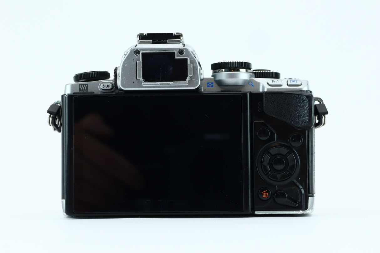 Olympus E-M10 OM-D | Olympus Digital 14-42mm 1:3,5-5,6