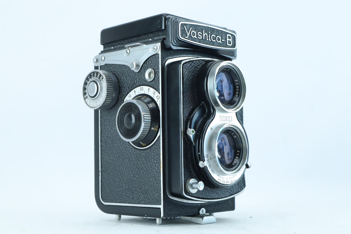 Yashica-B