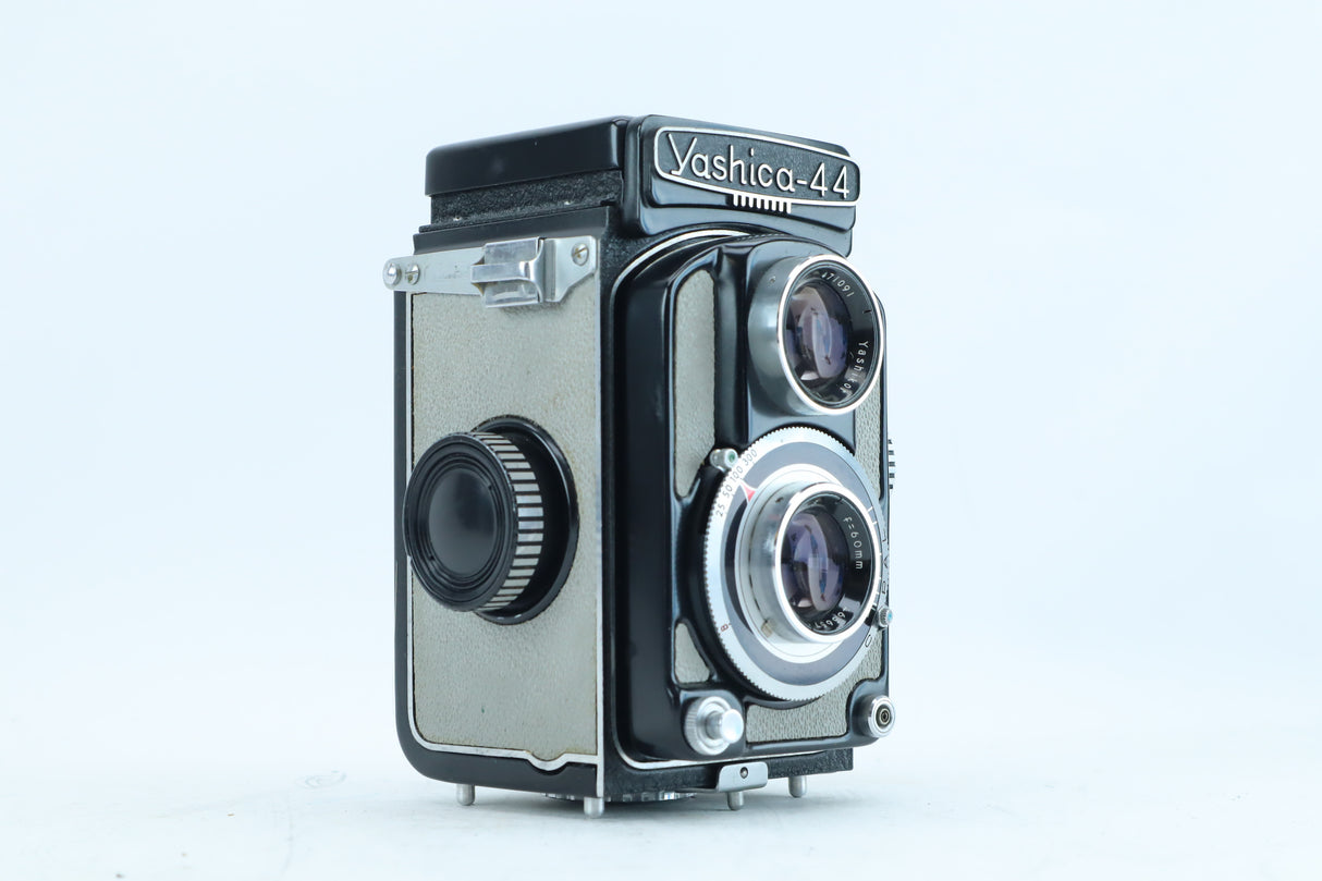 Yashica-44