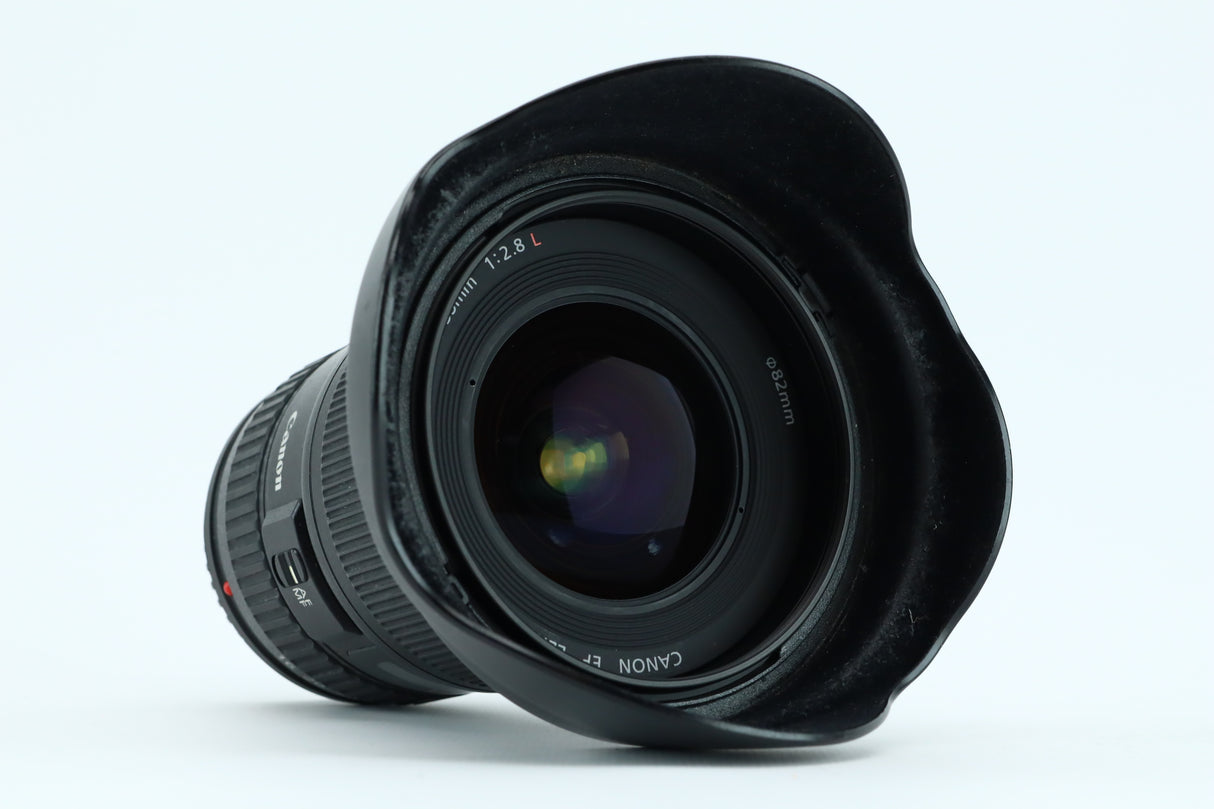 Canon EF lens 16-35mm 1:2,8