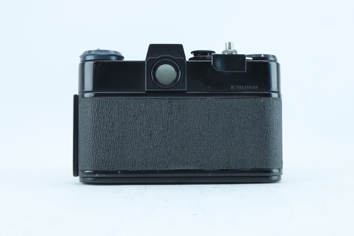 Zenit EM + Helios-44M 58mm f/2