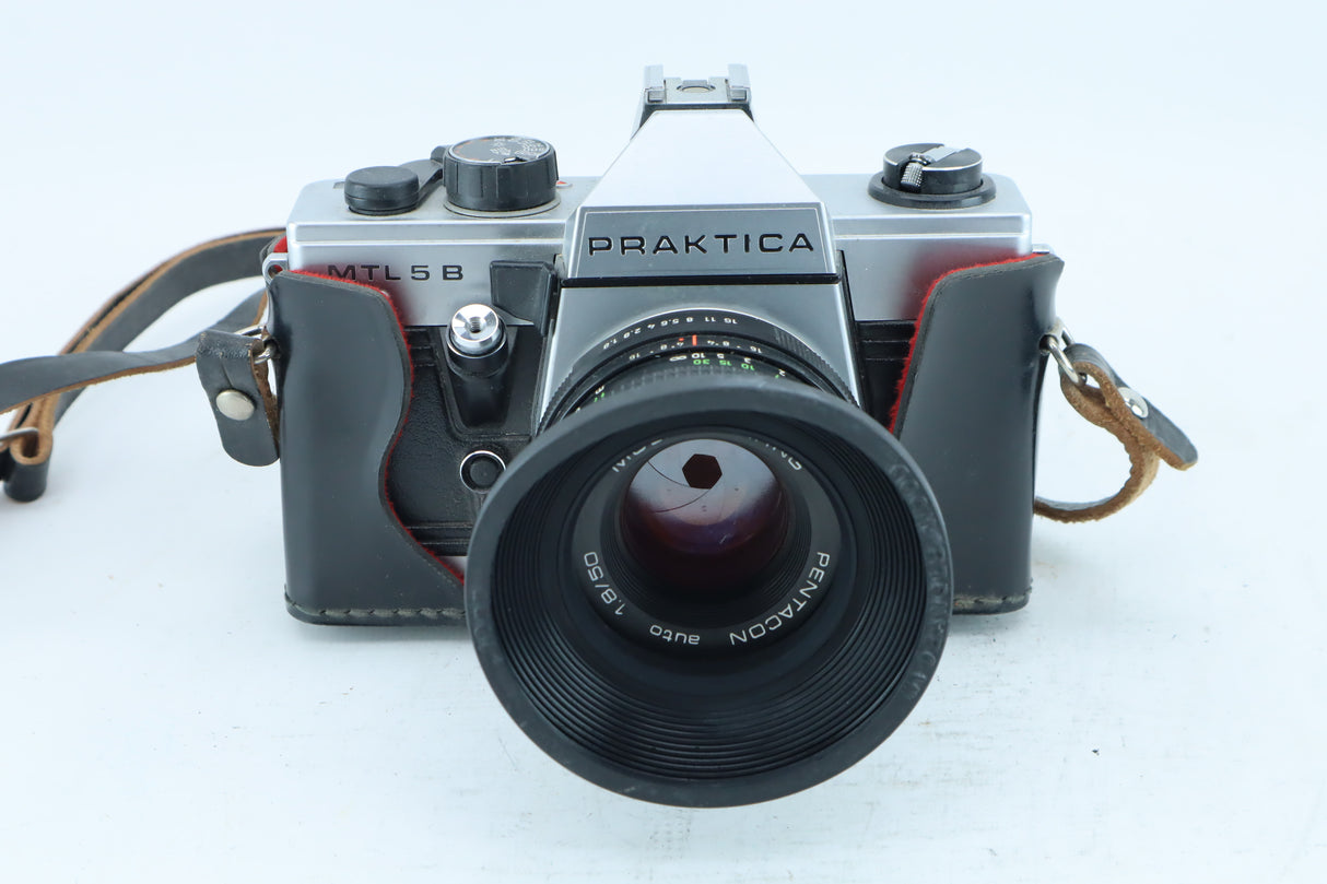Praktica MTL 5 B + Pentacon 50mm f/1.8 MC