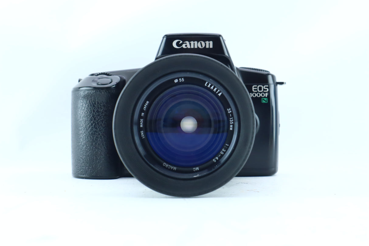 Canon EOS 1000F N with Exakta 35-135mm f/3.5-4.5 MC Macro