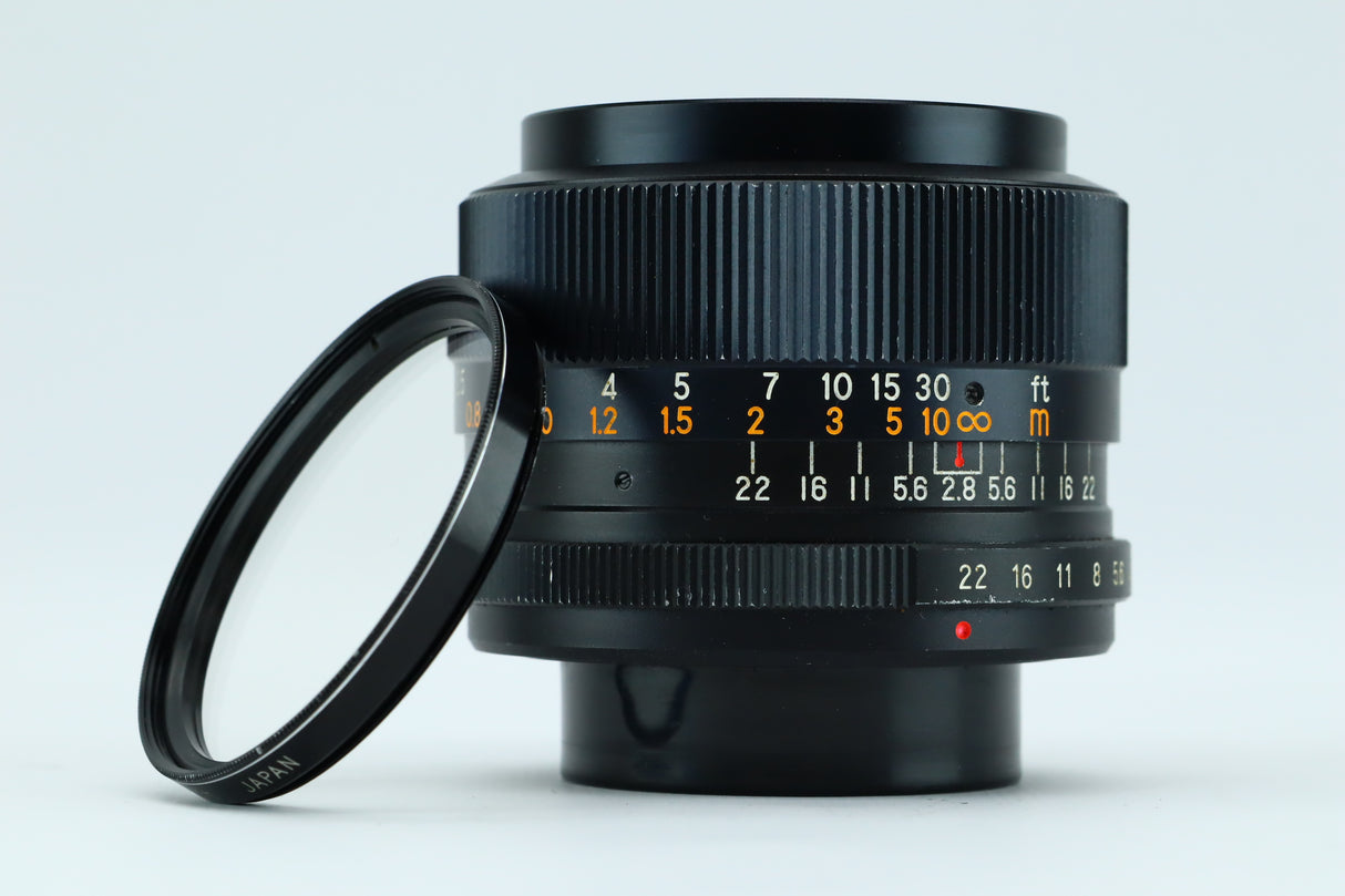 Revuenon-Spezialobjektiv 1:2,8 f=35 mm