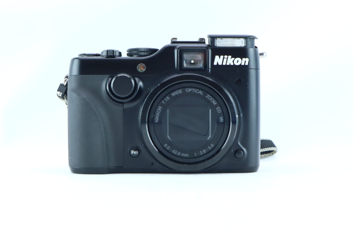 Nikon Coolpix P7100