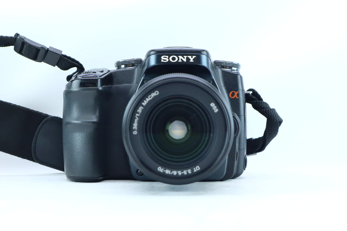 Sony Alpha DSLR Camera & DT 18-70mm Zoom Lens Kit