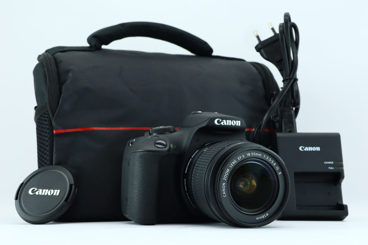 Canon 2000D + Canon Zoom Lens EF-S 18-55mm 1:3.5-5.6 IS