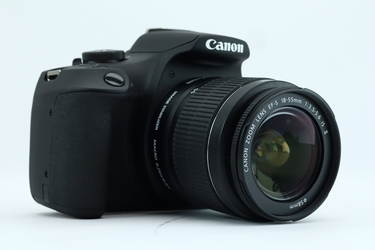 Canon 2000D + Canon Zoom Lens EF-S 18-55mm 1:3.5-5.6 IS