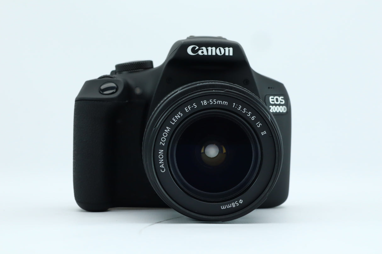 Canon 2000D + Canon Zoom Lens EF-S 18-55mm 1:3.5-5.6 IS