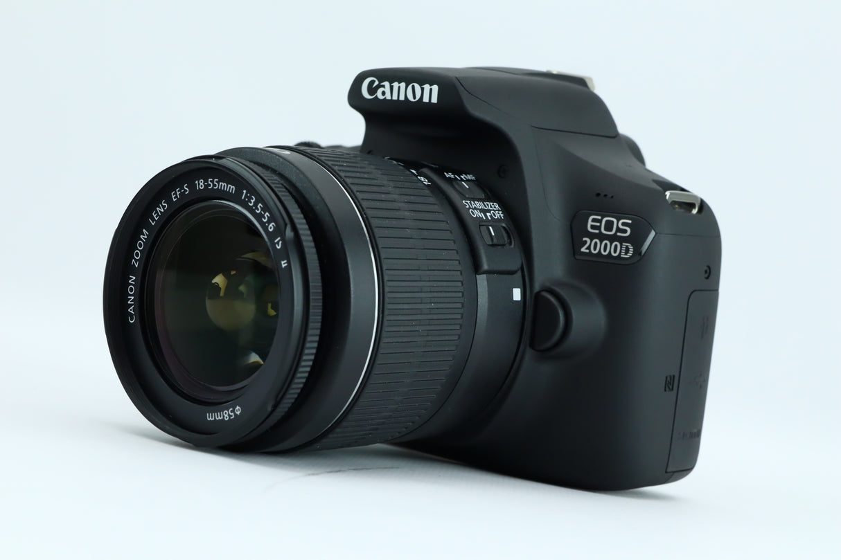 Canon 2000D + Canon Zoom Lens EF-S 18-55mm 1:3.5-5.6 IS