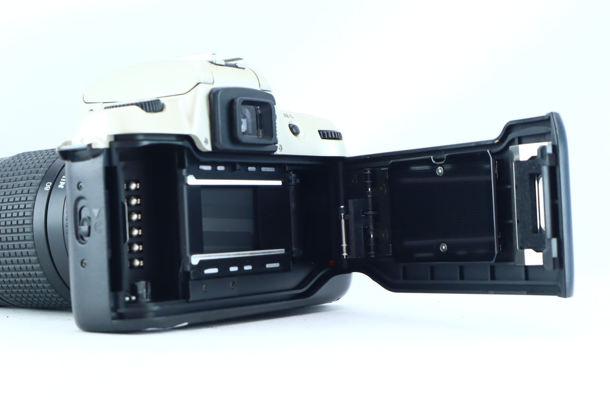 Nikon F60 & AF Nikkor 28-80mm f/3.5-5.6 D