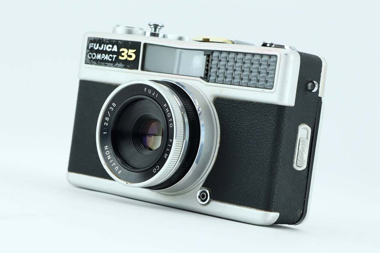 فوجيكا كومباكت 35 | فوجينون ١:٢.٨/٣٨