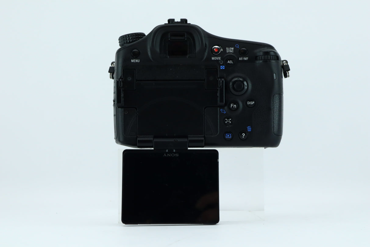 Sony A77 | DT 3.5-5.6 18-55mm