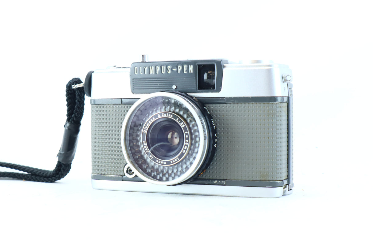 Olympus Pen EE-2 35mm Half-Frame Compact