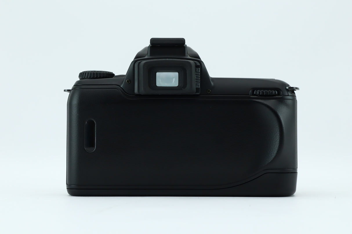 Appareil photo reflex numérique Nikon F65