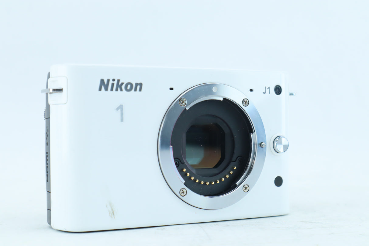 Nikon 1 J1