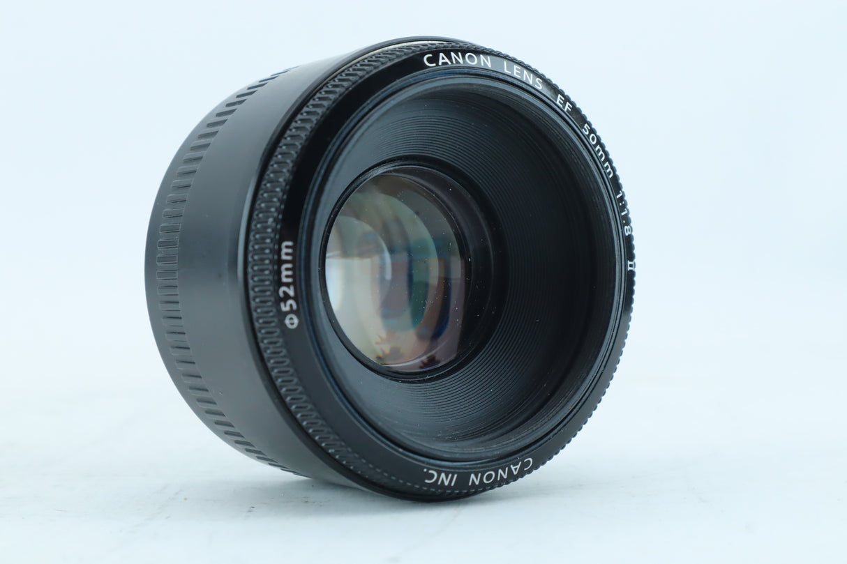 Canon EF 50mm f/1.8 II