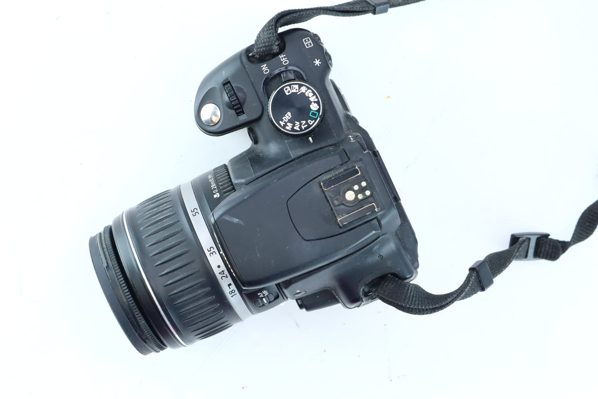 Canon EOS 350D Digital SLR Kit with EF-S 18-55mm f/3.5-5.6